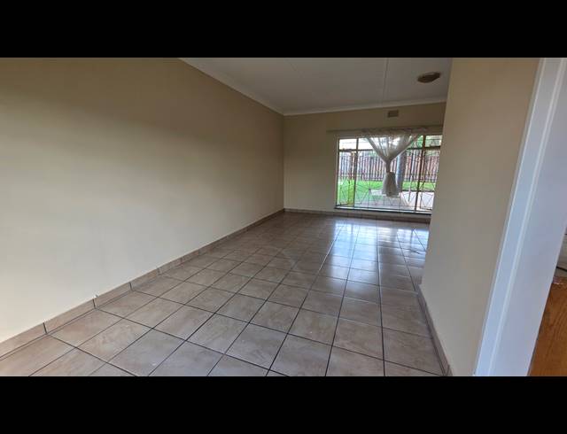 3 BEDROOM HOUSE FOR SALE IN GEDULD EXT 1